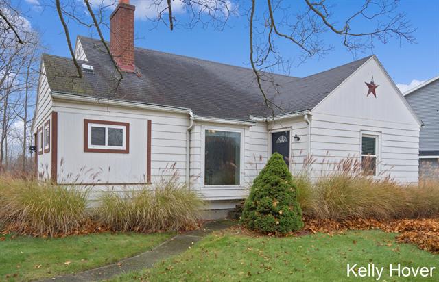 Builiding view twenty nine for 6185 Wing, Grand Rapids, MI. 49512