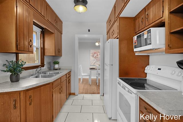 Builiding view two for 6185 Wing, Grand Rapids, MI. 49512