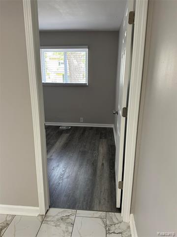 Builiding view twenty one for 6161 River, Flushing, MI. 48433