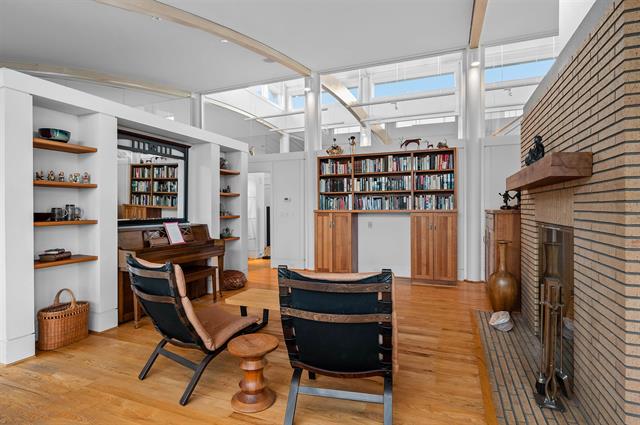 Builiding view fifty two for 2721 Nelson, Traverse City, MI. 49686