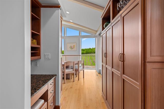 Builiding view fifty for 2721 Nelson, Traverse City, MI. 49686