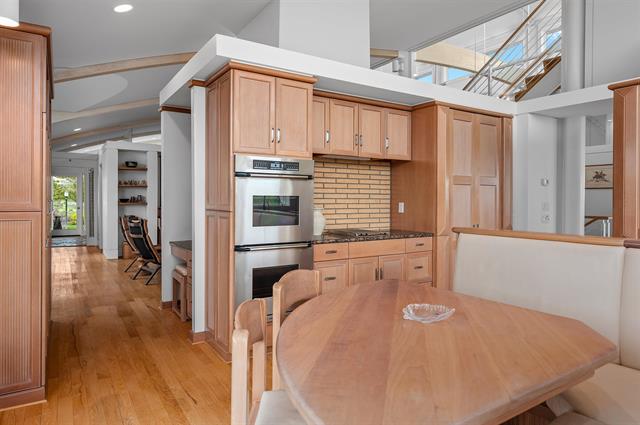 Builiding view forty eight for 2721 Nelson, Traverse City, MI. 49686