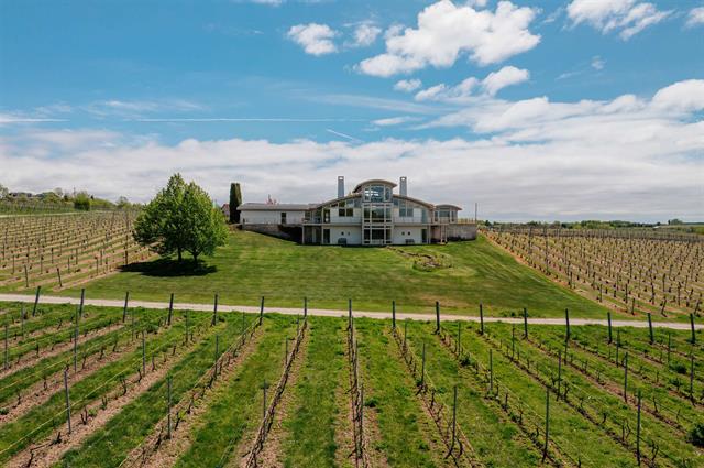 Builiding view nineteen for 2721 Nelson, Traverse City, MI. 49686