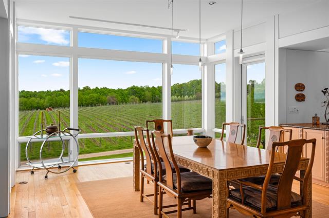 Builiding view twenty six for 2721 Nelson, Traverse City, MI. 49686