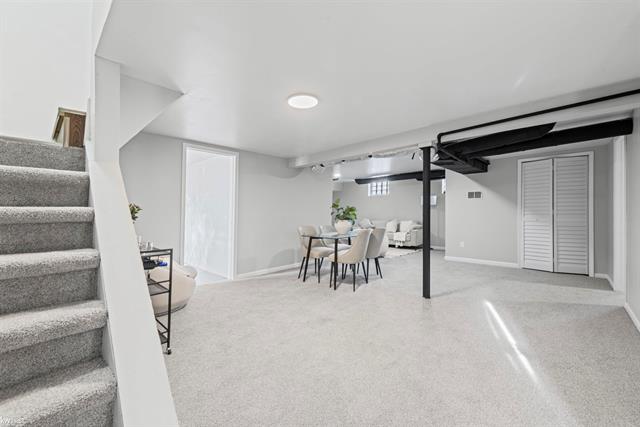 Builiding view sixteen for 130 Calvert, Waterford, MI. 48328