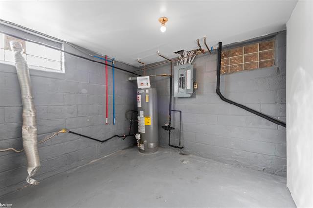 Builiding view twenty five for 130 Calvert, Waterford, MI. 48328