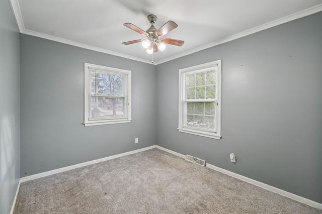 Builiding view seventeen for 424 4Th, Monroe, MI. 48161