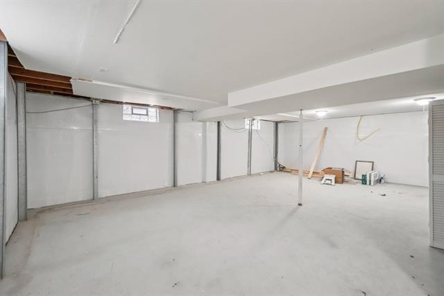 Builiding view twenty one for 424 4Th, Monroe, MI. 48161