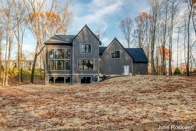 Builiding view one for 3727 Buttrick, Ada, MI. 49301