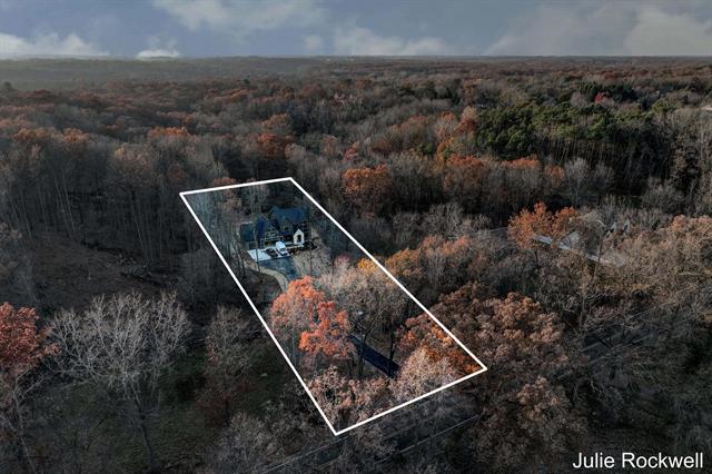 Builiding view two for 3727 Buttrick, Ada, MI. 49301