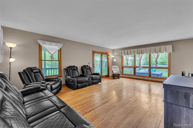 Builiding view six for 1345 Ives, Mason, MI. 48854