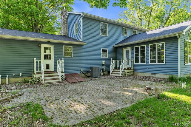 Builiding view sixty for 1345 Ives, Mason, MI. 48854