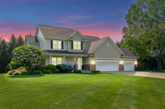 front view for 16069 Grazenview Street, Schoolcraft, Mi. 49087