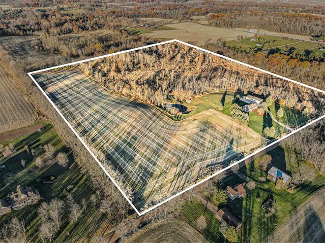 Builiding view five for 8300 X, Schoolcraft, MI. 49087