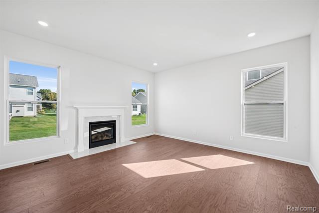 Builiding view eight for 27144 Silo, Saline, MI. 48176