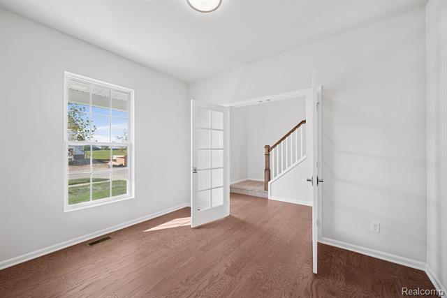 Builiding view nine for 27144 Silo, Saline, MI. 48176