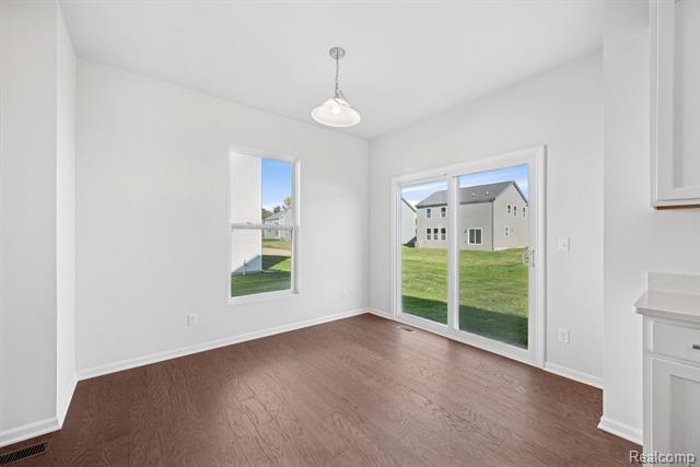 Builiding view six for 27144 Silo, Saline, MI. 48176