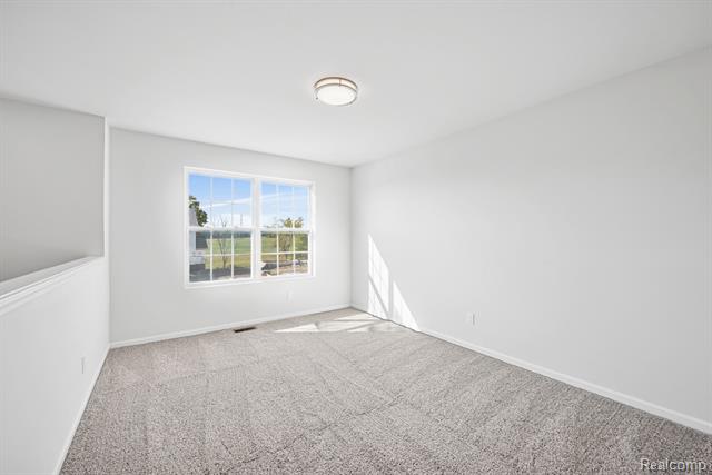 Builiding view sixteen for 27144 Silo, Saline, MI. 48176