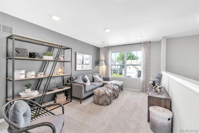 Builiding view thirty five for 27144 Silo, Saline, MI. 48176