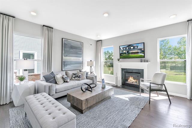 Builiding view thirty one for 27144 Silo, Saline, MI. 48176