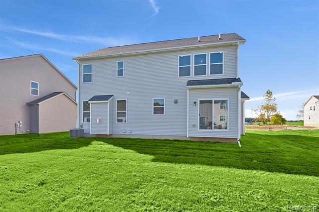 Builiding view twenty three for 27144 Silo, Saline, MI. 48176