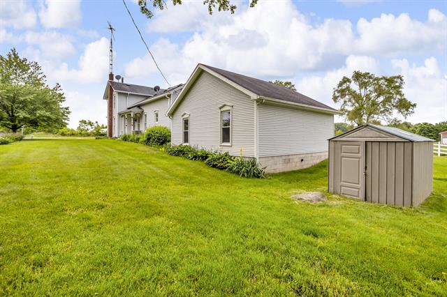 Builiding view fifty five for 6750 County Farm, Jackson, MI. 49201