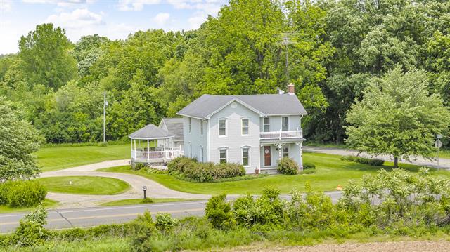 Builiding view fifty for 6750 County Farm, Jackson, MI. 49201