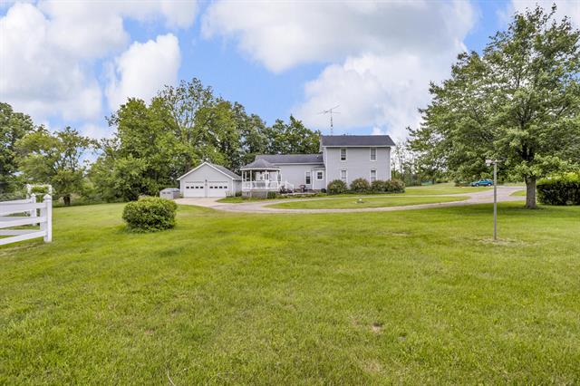 Builiding view forty eight for 6750 County Farm, Jackson, MI. 49201