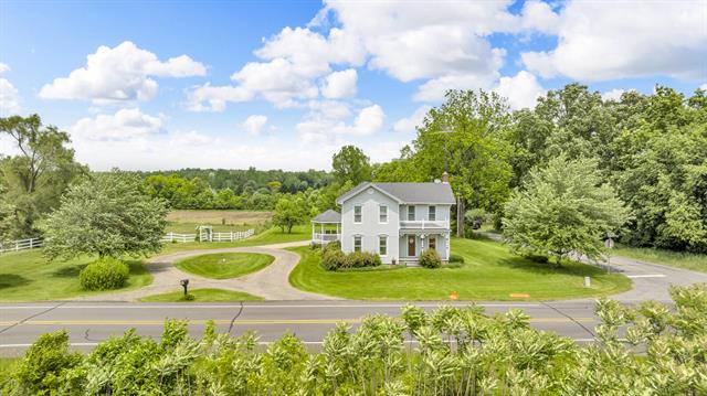 Builiding view forty nine for 6750 County Farm, Jackson, MI. 49201