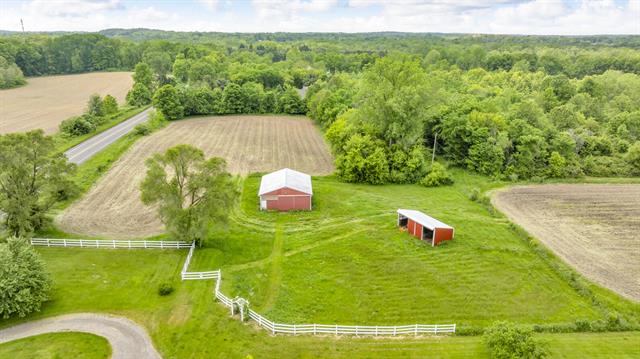 Builiding view four for 6750 County Farm, Jackson, MI. 49201