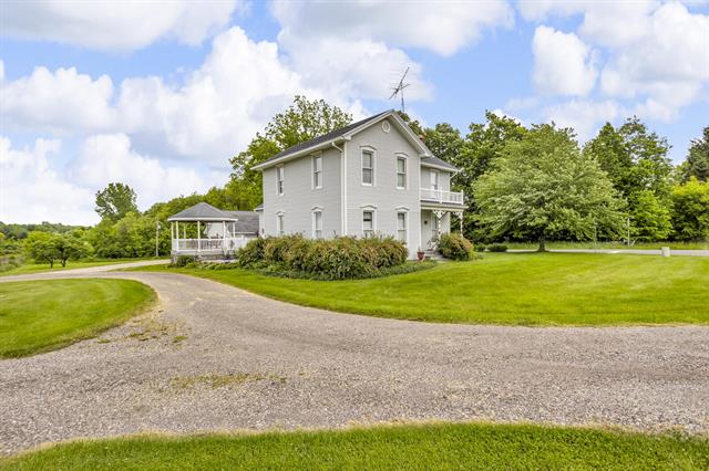 Builiding view three for 6750 County Farm, Jackson, MI. 49201