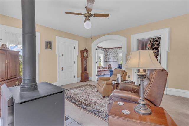 Builiding view twenty one for 6750 County Farm, Jackson, MI. 49201