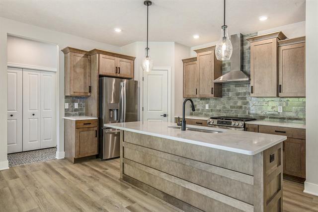 Builiding view fifteen for 5479 Ada, Ada, MI. 49301