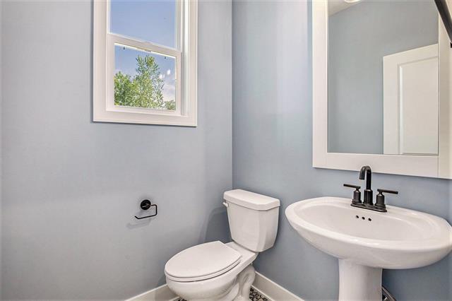 Builiding view nineteen for 5479 Ada, Ada, MI. 49301