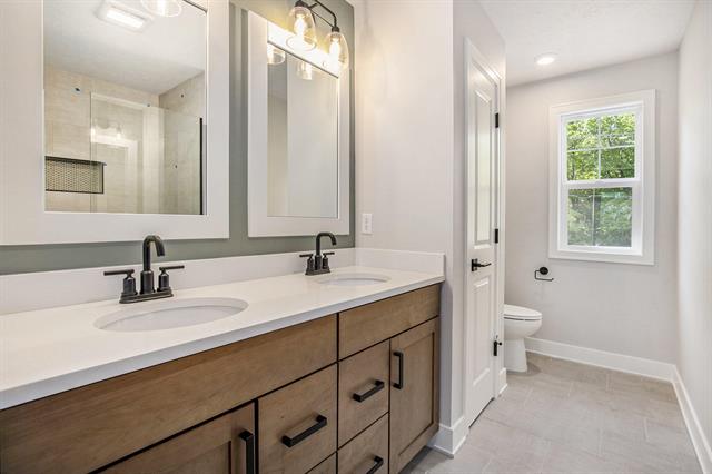 Builiding view thirty four for 5479 Ada, Ada, MI. 49301