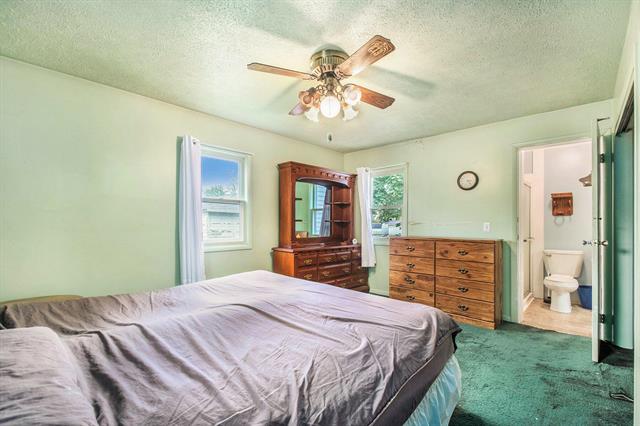 Builiding view eleven for 202 Maple, Three Oaks, MI. 49128