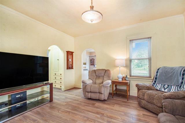 Builiding view six for 202 Maple, Three Oaks, MI. 49128