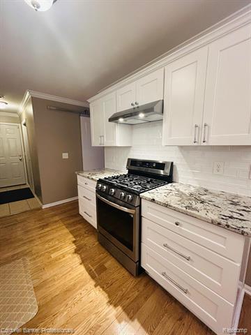 Builiding view eight for 4896 Royal Cove, Shelby Township, MI. 48316