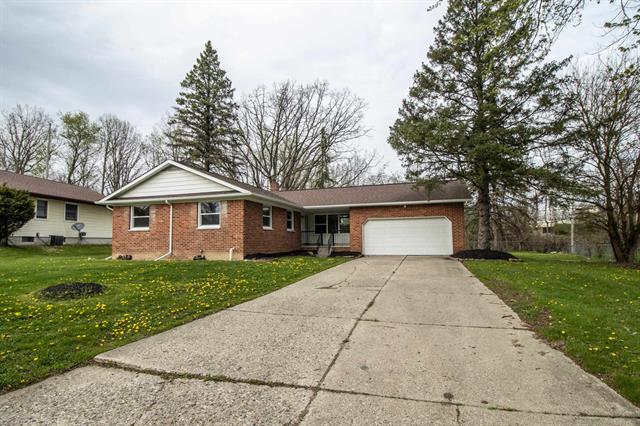 front view for 3631 Ridgecliffe Drive, Flint, Mi. 48532