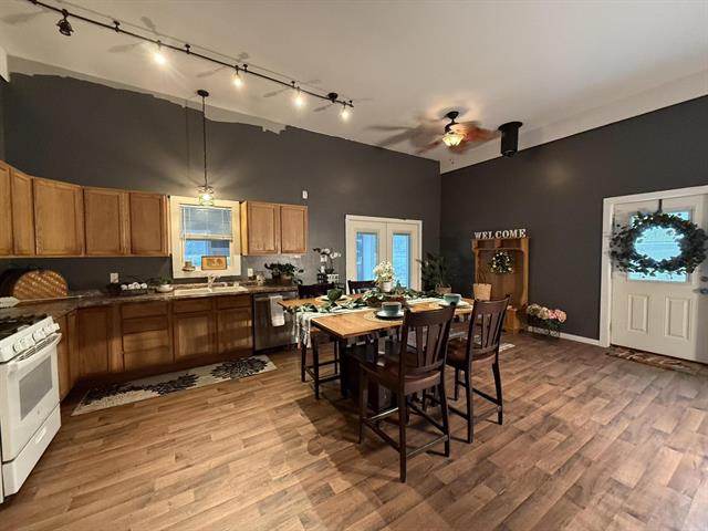 Builiding view ninety four for 1581 Lone Pine, Baldwin, MI. 49304