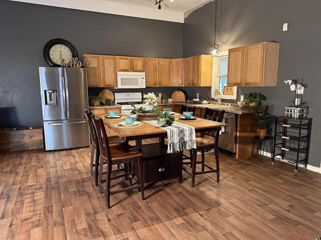 Builiding view ninety nine for 1581 Lone Pine, Baldwin, MI. 49304