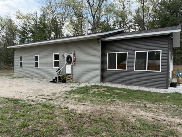 front view for 1581 W Lone Pine Drive, Baldwin, Mi. 49304