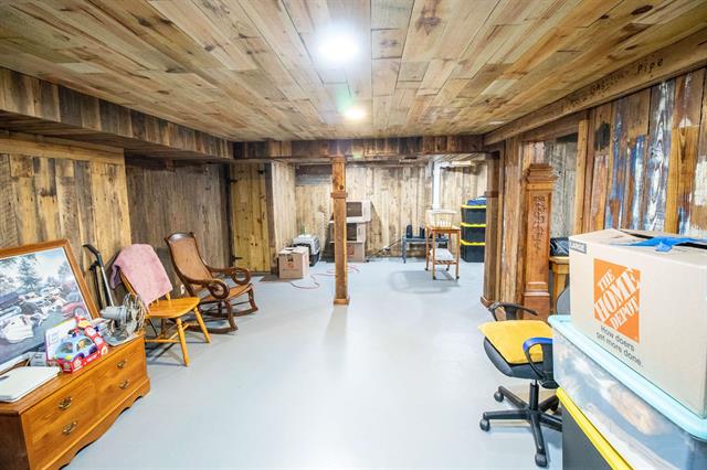 Builiding view thirty for 705 Jenny, Bay City, MI. 48706