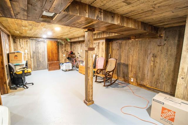 Builiding view twenty seven for 705 Jenny, Bay City, MI. 48706