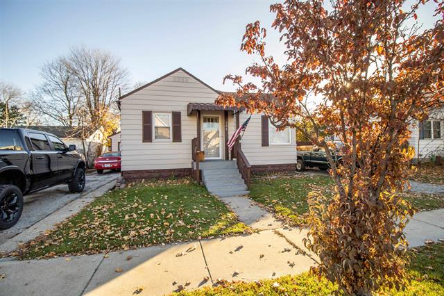 front view for 705 W Jenny Street, Bay City, Mi. 48706