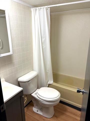 Builiding view ten for 1759 Grant Dr, Allegan, MI. 49010