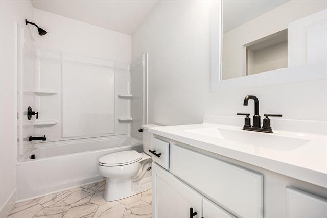 Builiding view eleven for 5928 Boxthorn, Kalamazoo, MI. 49009