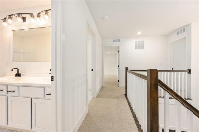 Builiding view nine for 5928 Boxthorn, Kalamazoo, MI. 49009