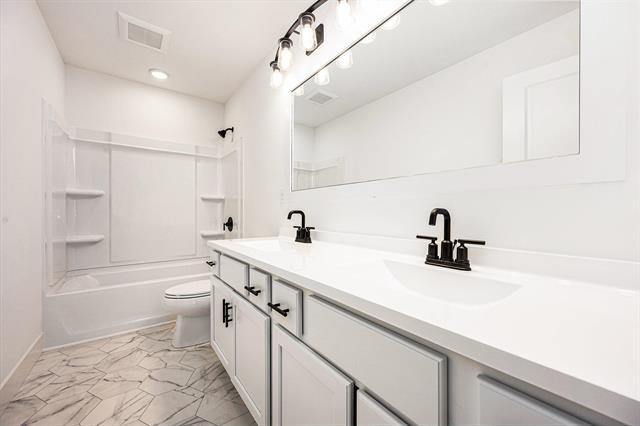 Builiding view seventeen for 5928 Boxthorn, Kalamazoo, MI. 49009