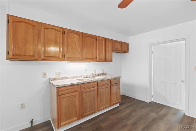 Builiding view fifteen for 11943 Us 223, Onsted, MI. 49265